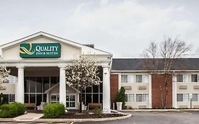 Quality Inn & Suites Saint Charles Il